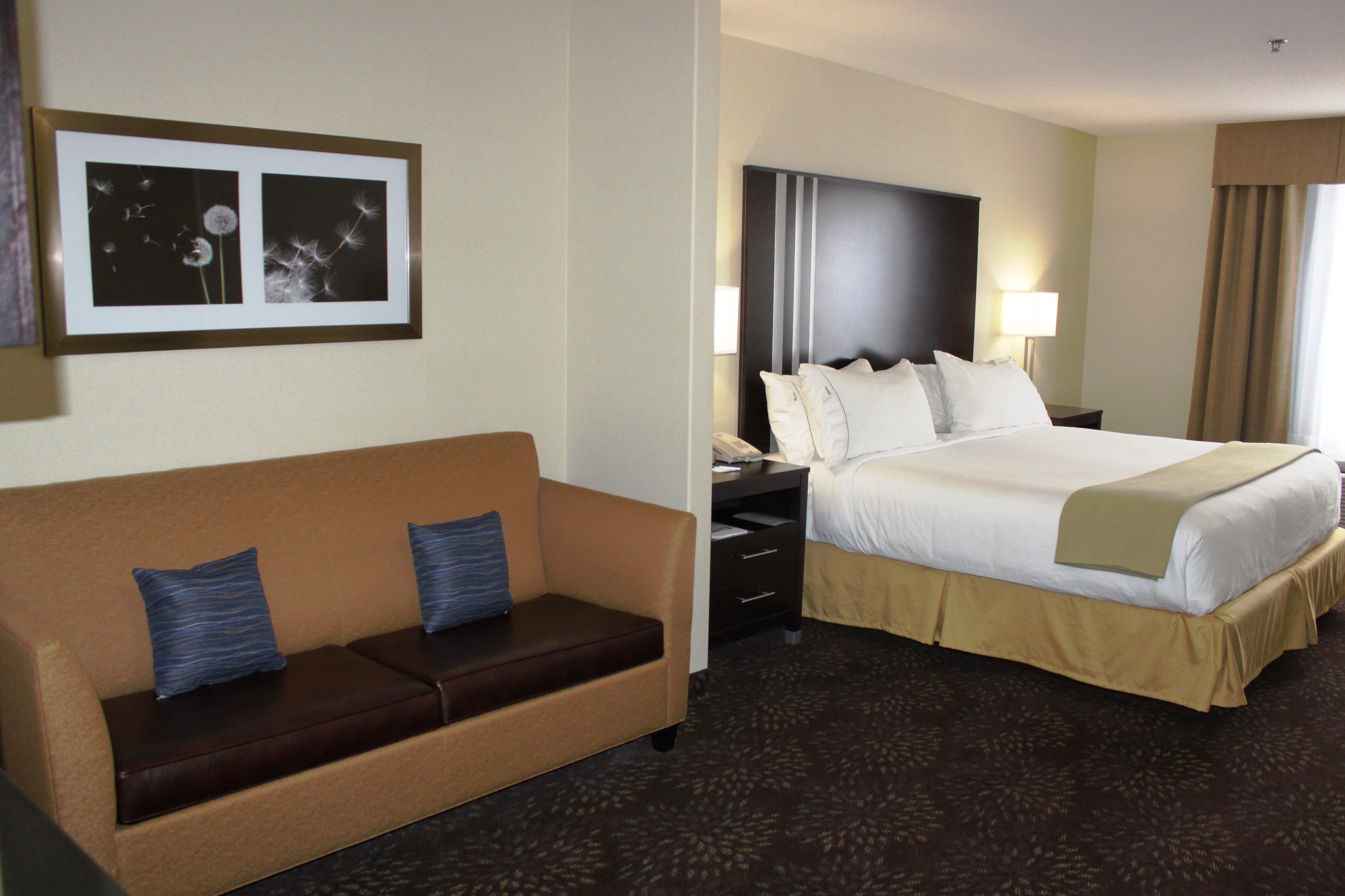 Holiday Inn Express Yorkton East By Ihg Εξωτερικό φωτογραφία